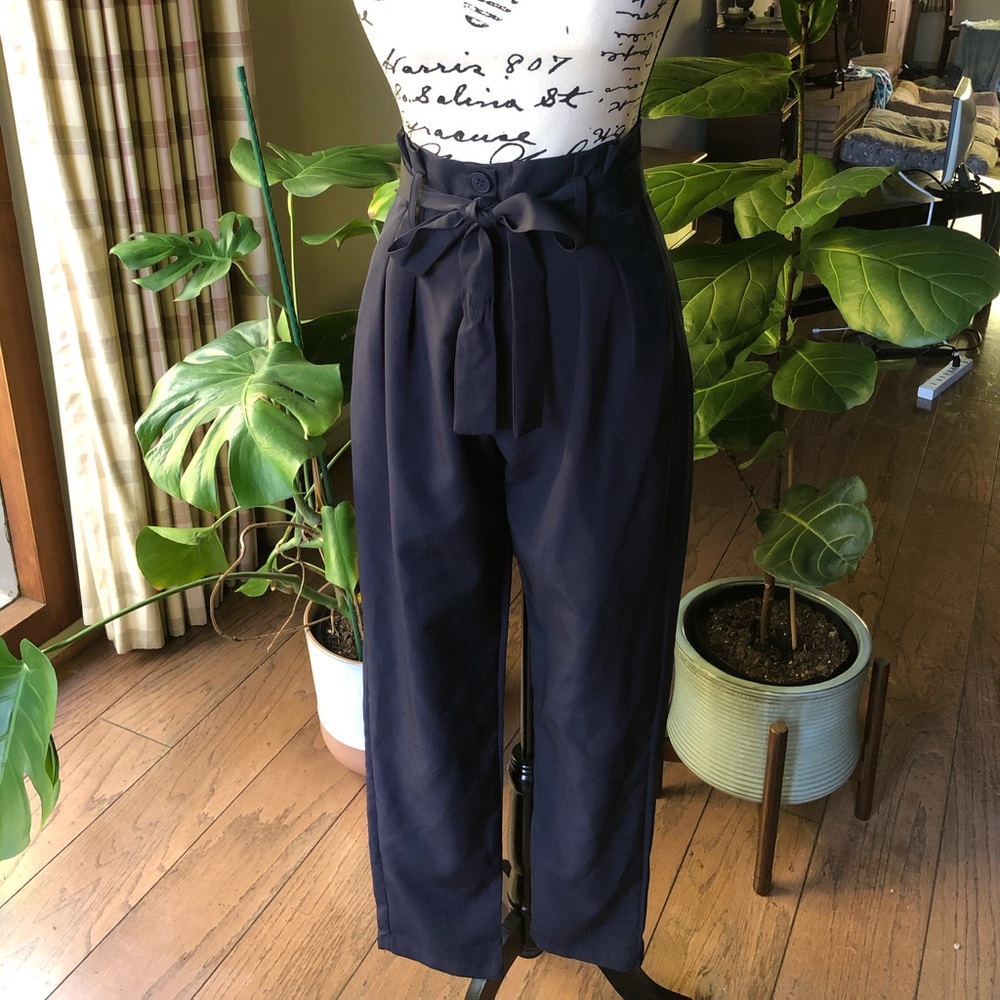 High waisted professional paper bag pants with bow